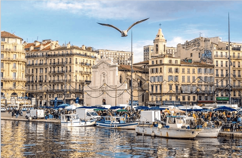 La mer de Marseille le chaudron à savon by le sérail